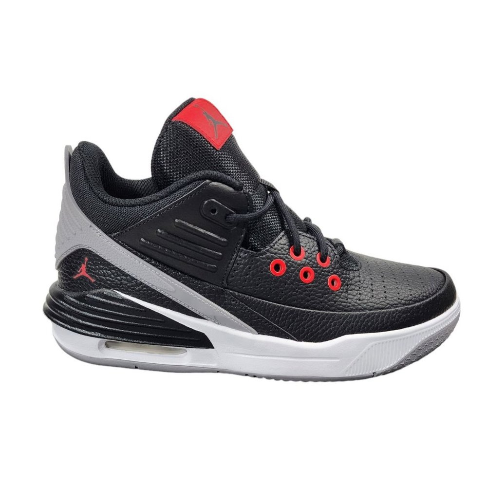 Air Jordan Max Aura 5 Sz 7Y Basketball‎ Shoes DZ4352-061 Black White Red